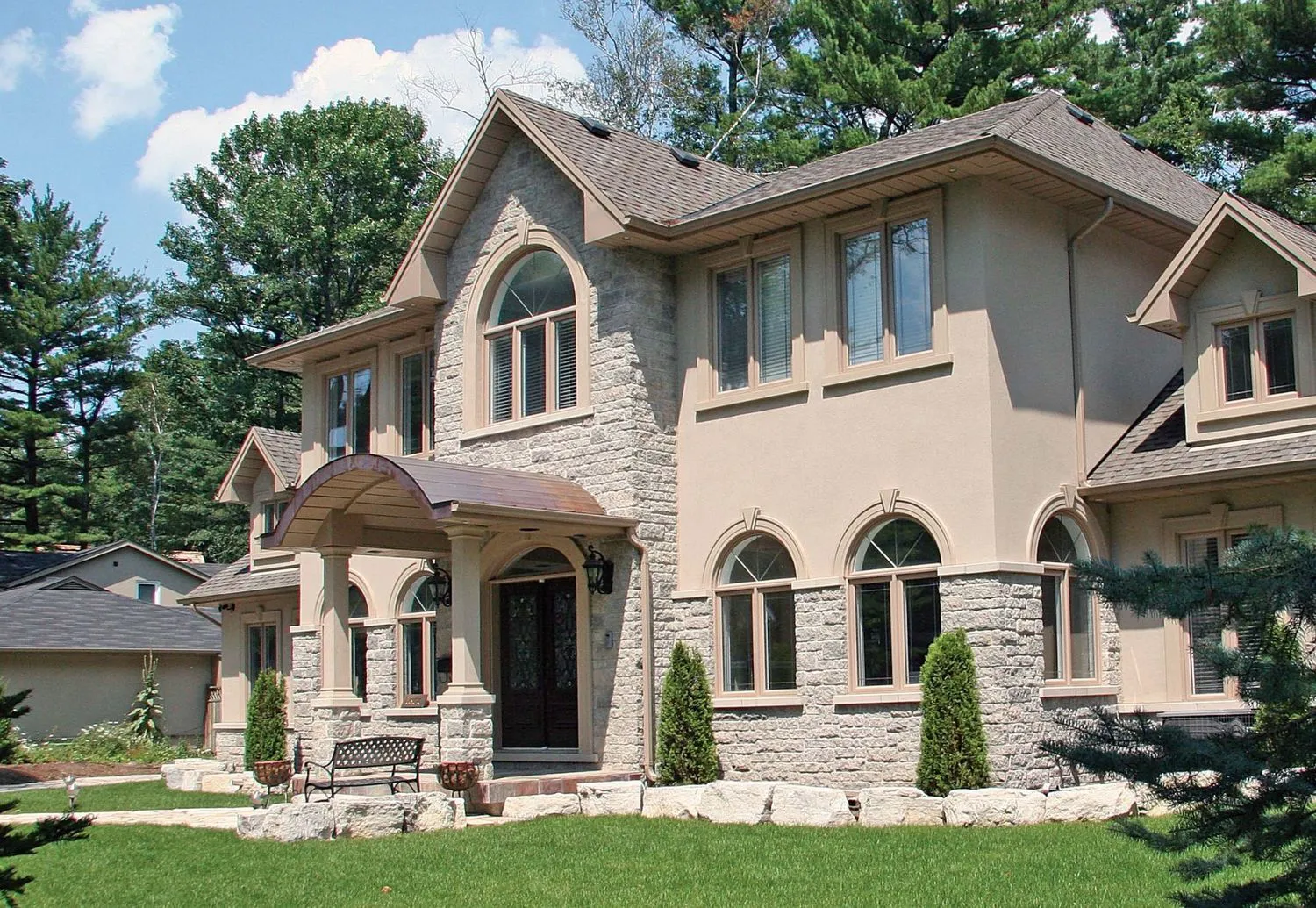 Newport Stone - Rideau